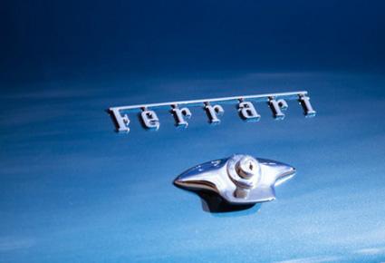 سيارة Ferrari 250 GT  الرياضية مقابل 8.250.000 دولار 